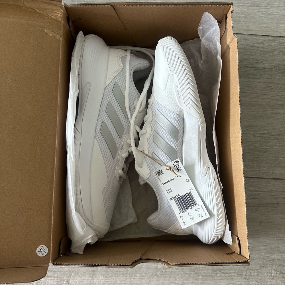 ADIDAS Game Court 2 WOMENS size 9 NWT